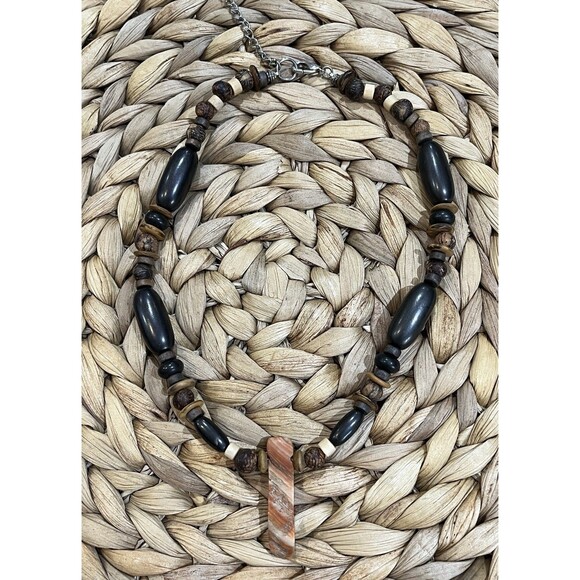 Paua Shell & Calcite Reversible Pendant W/ Wooden Beads Necklace Boho Tribal - Picture 2 of 9